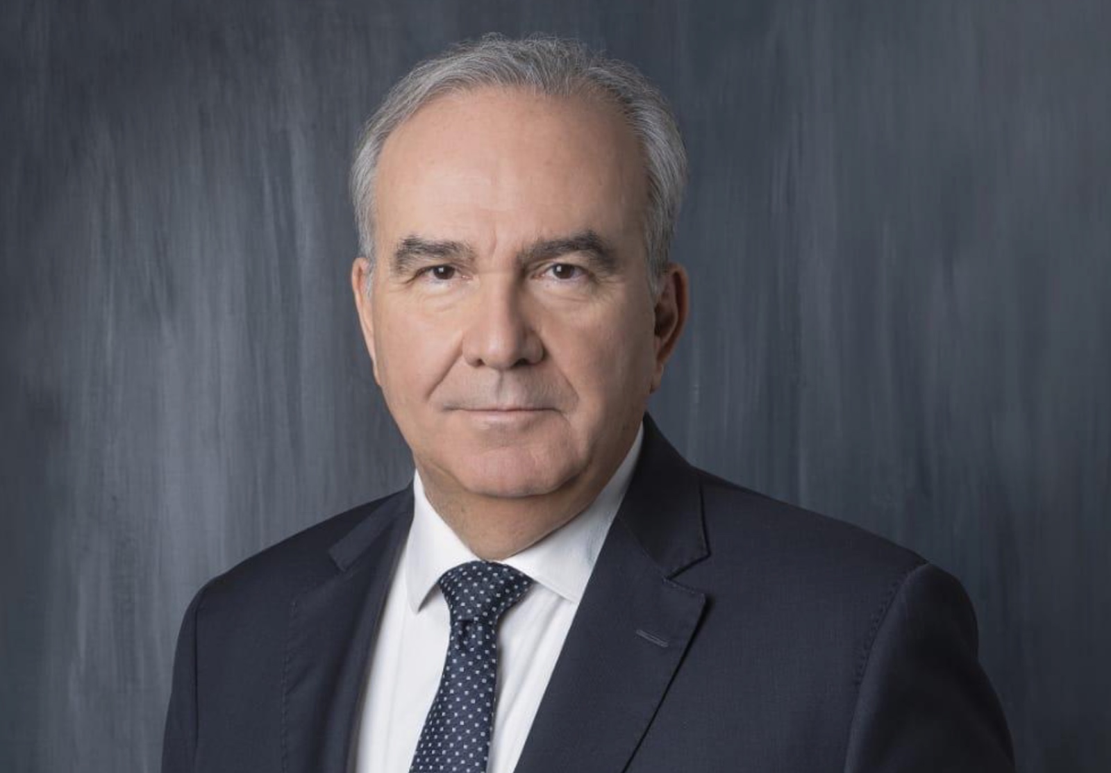 Αυξάνουμε το διαθέσιμο εισόδημα, επιταχύνουμε τις μεταρρυθμίσεις, οδηγούμε την Ελλάδα σταθερά μπροστά. Άρθρο στη «Βραδυνή της Κυριακής»