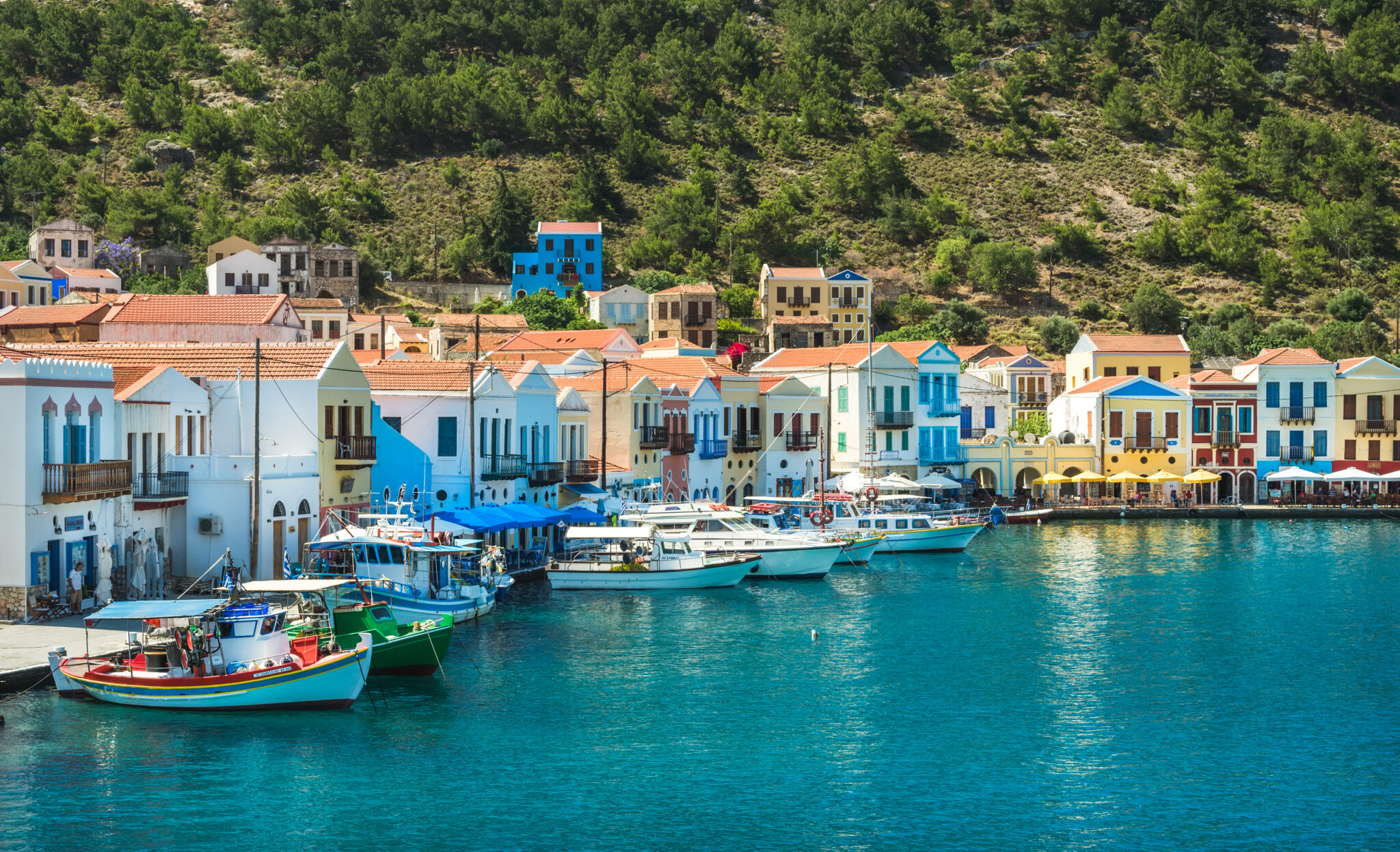 Στήριξη στα ακριτικά νησιά με μείωση ΦΠΑ και ΕΝΦΙΑ