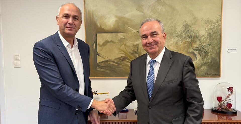 Συνάντηση εργασίας με τον Δήμαρχο Μεταμόρφωσης Στράτο Σαραούδα