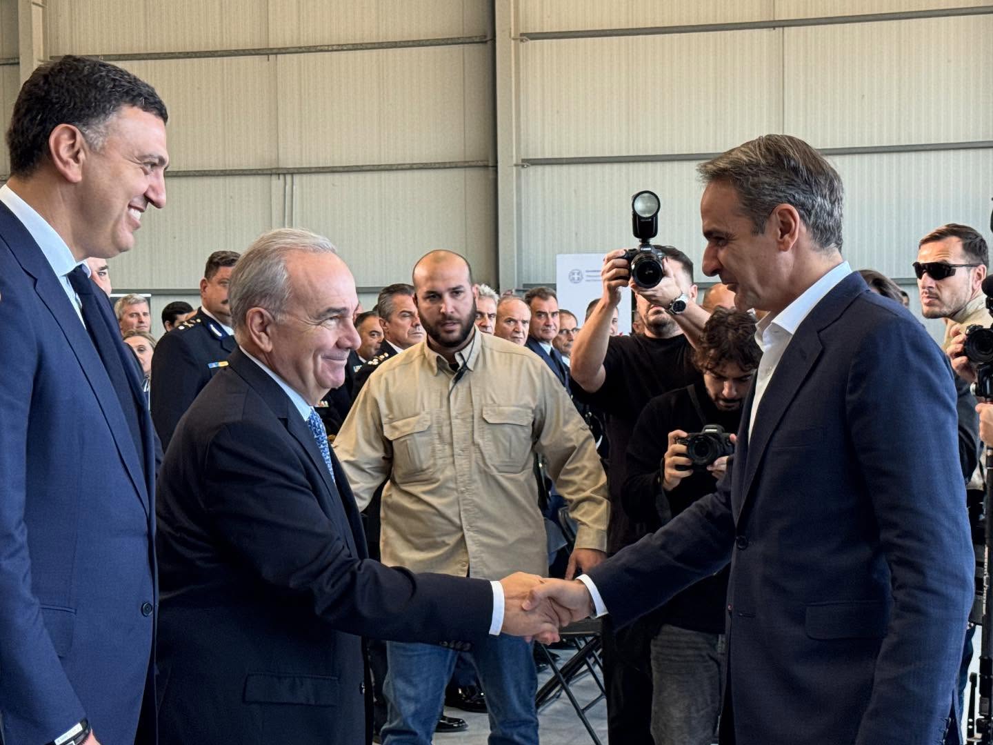 Στη παραλαβή 3 νέων αεροσκαφών DIAMOND DA62 MPP για το Πυροσβεστικό Σώμα στο πλαίσιο του Εθνικού Προγράμματος Πολιτικής Προστασίας “ΑΙΓΙΣ”