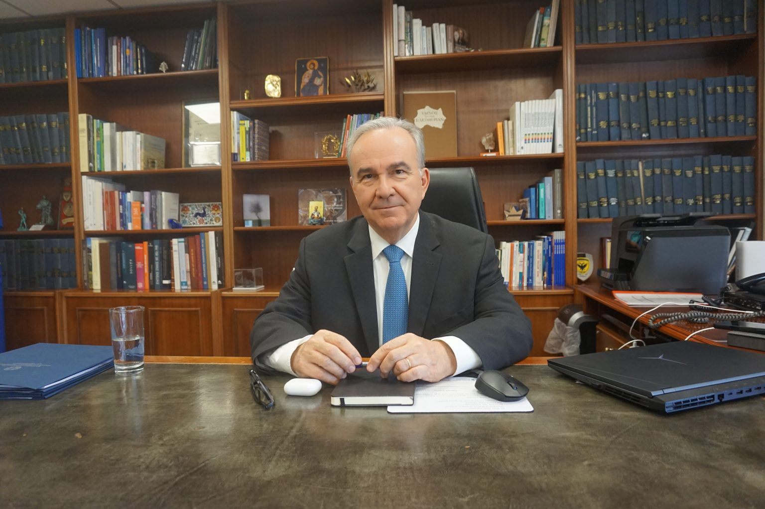 “Κλείδωσε” νέο πρόγραμμα ανακαινίσεων-6,5 δισ. για στεγαστική ανάσα σε χιλιάδες νοικοκυριά. Συνέντευξη στην εφημερίδα Attica Times