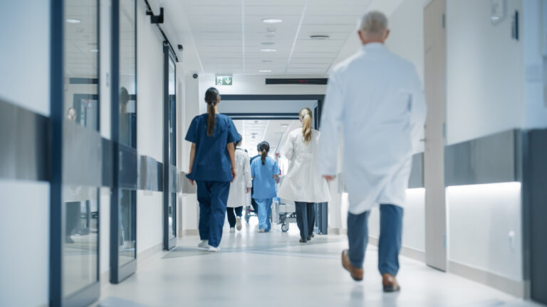 12,299 εκατομμύρια ευρώ για νέες ενεργειακές αναβαθμίσεις νοσοκομείων