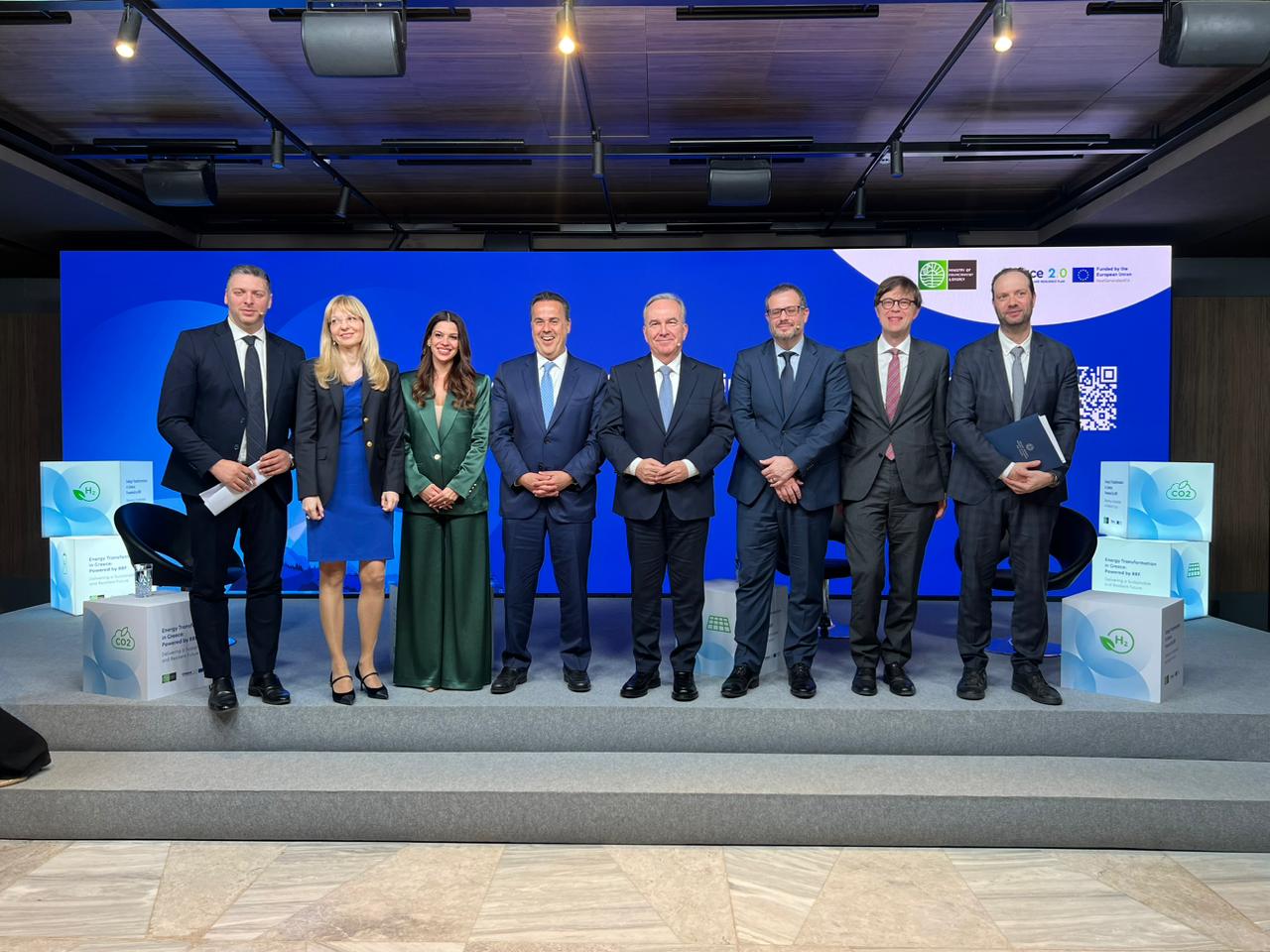 Έχουμε πετύχει στόχους και ορόσημα. Δεν έχουμε δικαίωμα να χάσουμε ούτε ένα ευρώ και το σύνολο των ευρωπαϊκών πόρων να φτάσει στην κοινωνία και την οικονομία