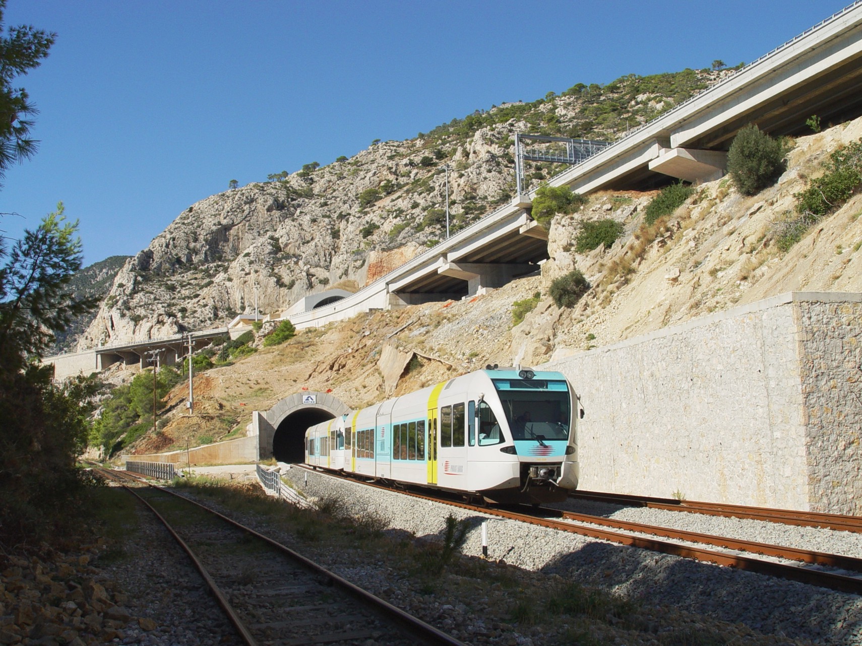 Με διασφαλισμένη χρηματοδότηση θα ολοκληρωθεί ο Προαστιακός Δυτικής Αττικής