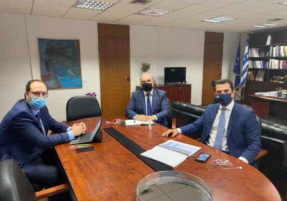 Συνάντηση του Αναπληρωτή Υπουργού Ανάπτυξης και Επενδύσεων κ. Νίκου Παπαθανάση με τον Υφυπουργό Αγροτικής Ανάπτυξης κ. Κωνσταντίνο Σκρέκα