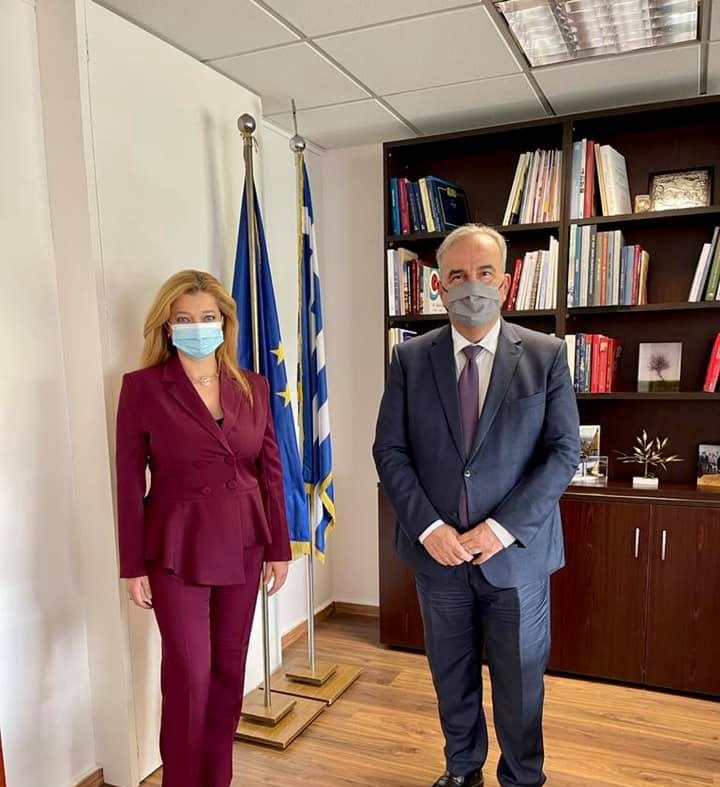 Ο Νίκος Παπαθανάσης, Αναπληρωτής Υπουργός Ανάπτυξης και Επενδύσεων, συναντήθηκε με την Βουλευτή Ηλείας  Διονυσία-Θεοδώρα Αυγερινοπούλου