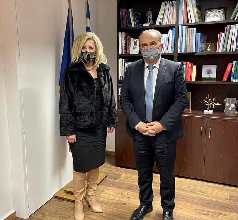 Συνάντηση εργασίας με την Δήμαρχο Οιχαλίας κα Γιώτα Γεωργακοπούλου είχε ο Αν. Υπουργός Ανάπτυξης & Επενδύσεων κ. Νίκος Παπαθανάσης